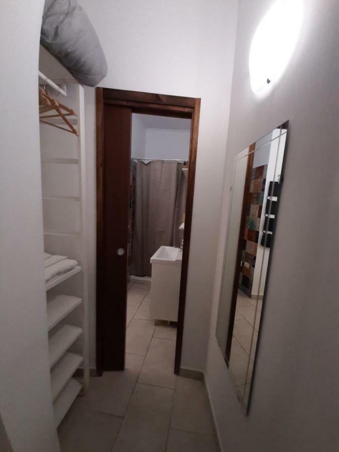 Casa Chicca Hotel ลาสเปเซีย ภายนอก รูปภาพ